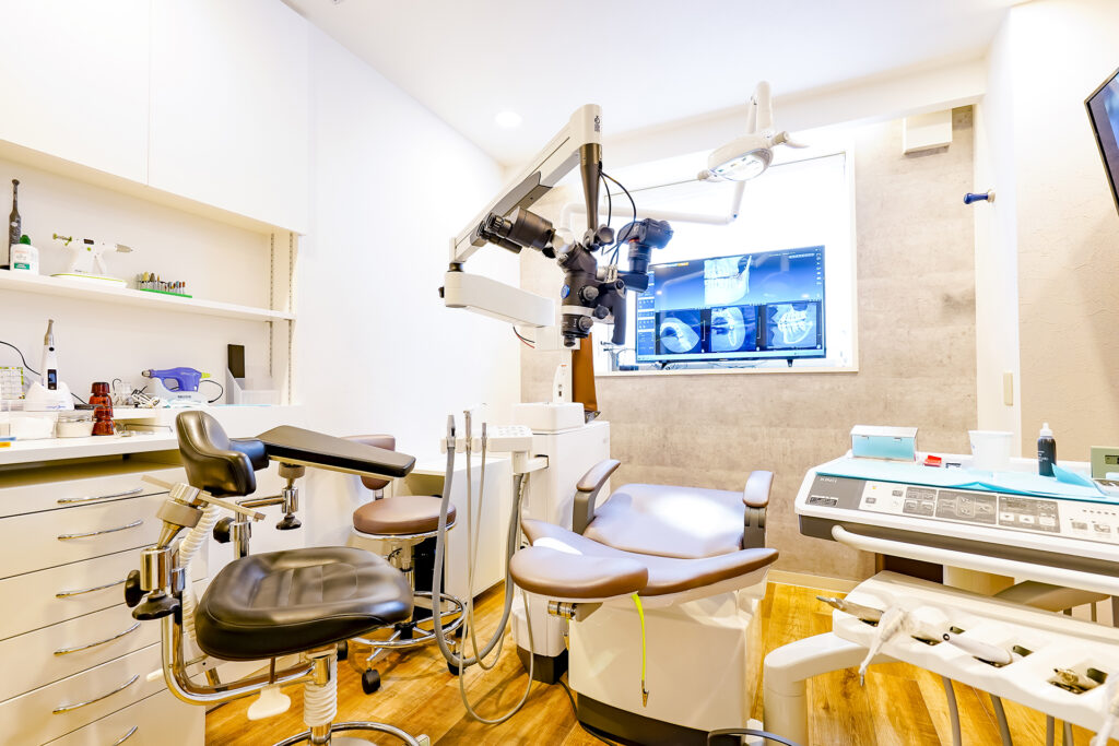 歯科用顕微鏡マイクロスコープ　袖ケ浦まるやま歯科こども歯科